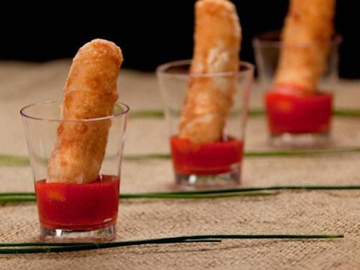 Top Plastic Shot Glasses for Various Hospitality Needs