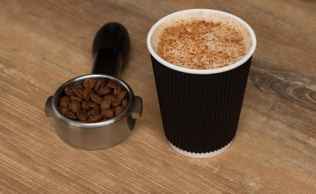 Paper Coffee Cups in the Beverage Industry