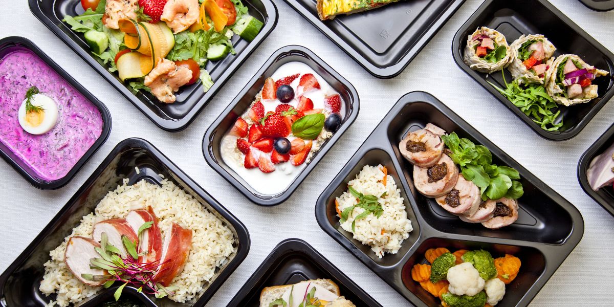Why Reusable Catering Supplies Save Money at Big Events