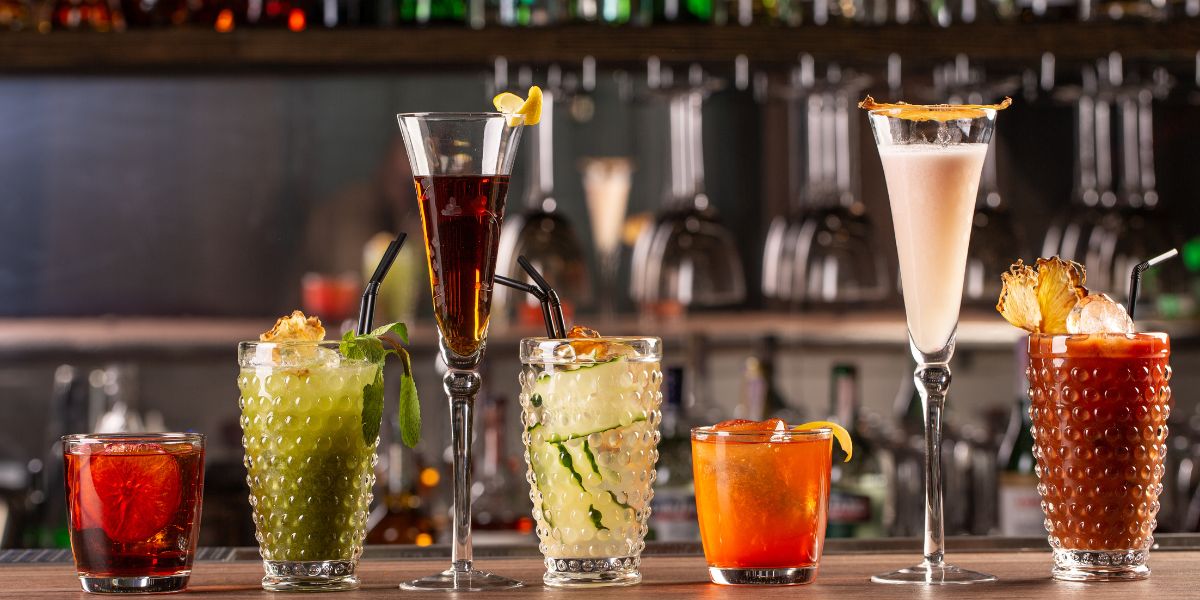 5 Smart Ways to Use Mini Cocktail Glasses at Parties