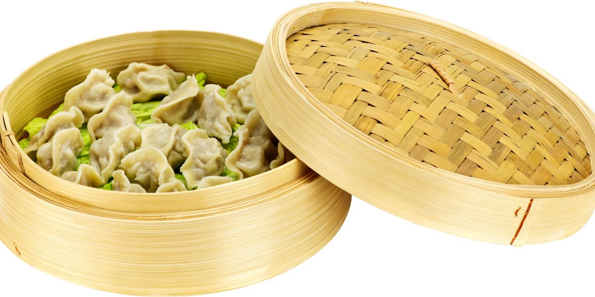 How to Use a Bamboo Steamer to Cook Healthy Meals
