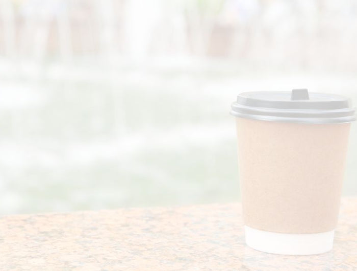 <h2>What Is a Plastic Cup with Lid and When Should You Use One?</h2>